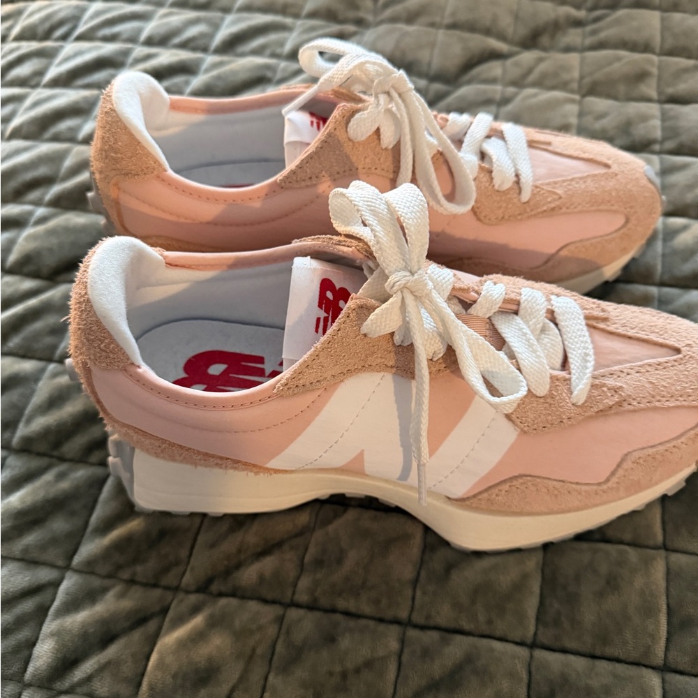 Rare find!! New 327 New Balance-Rose Beige women’s sneakers.